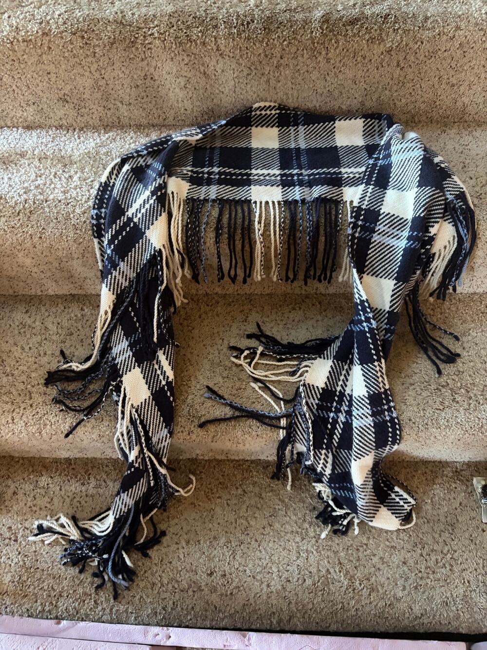 GAP gorgeous osfm scarf